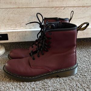 Dr.Martens maroon boots